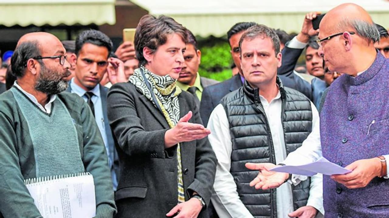 प्रियंका गांधी से लेकर केजरीवाल तक, जामिया फायरिंग पर भाजपा और मोदी सरकार पर ऐसे साधा गया निशाना प्रियंका गांधी से लेकर केजरीवाल तक, जामिया फायरिंग पर भाजपा और मोदी सरकार पर ऐसे साधा गया निशाना