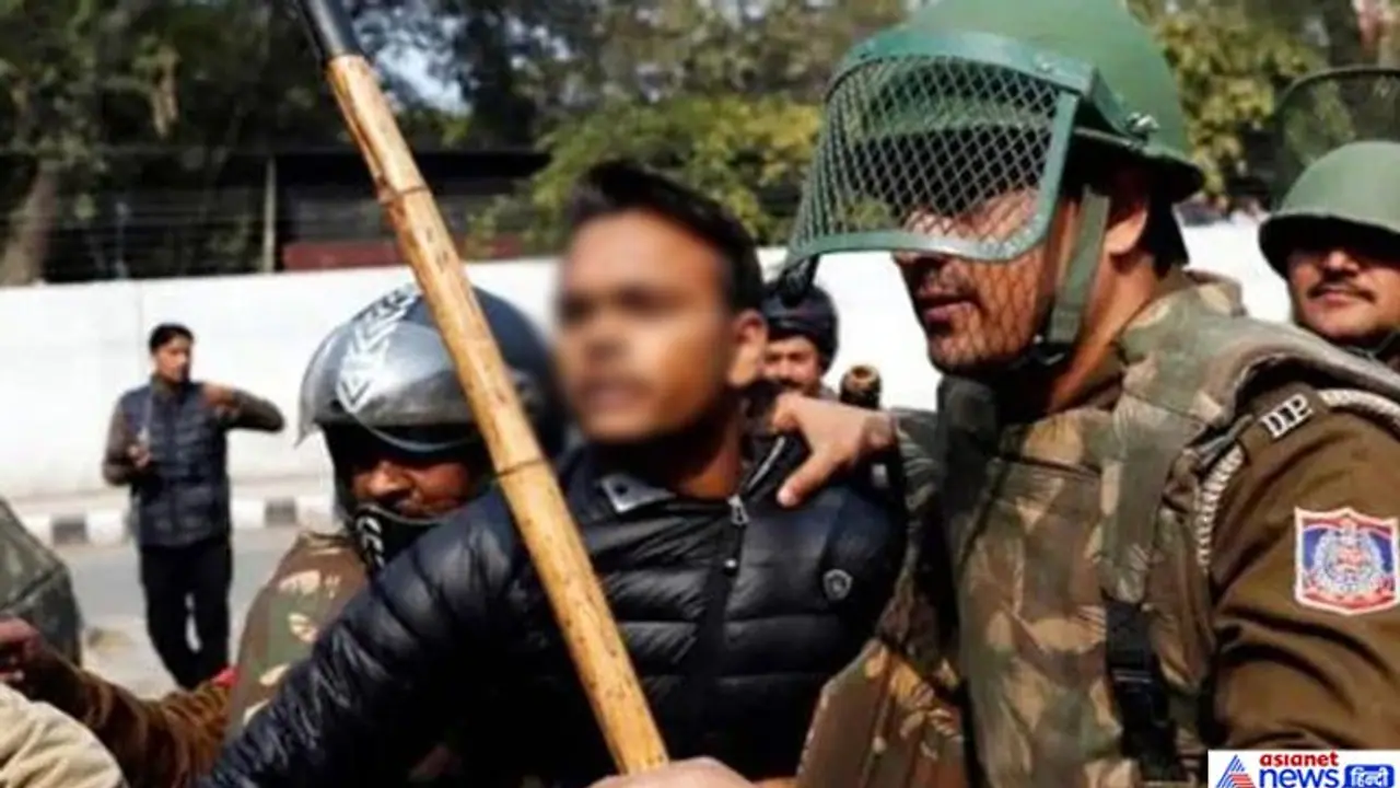 গুলিচালানোর আগে লাইভ স্ট্রিম, জামিয়াকাণ্ডে বন্ধ হল অভিযুক্তের ফেসবুক অ্যাকাউন্ট গুলিচালানোর আগে লাইভ স্ট্রিম, জামিয়াকাণ্ডে বন্ধ হল অভিযুক্তের ফেসবুক অ্যাকাউন্ট