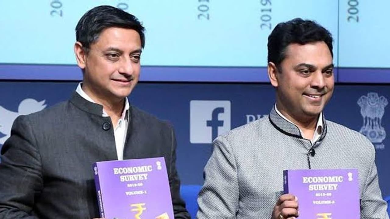 बजट से पहले आर्थिक सर्वे, ऐसे 10 नए विचारों की पैरवी, जिससे अर्थव्यवस्था को होगा फायदा बजट से पहले आर्थिक सर्वे, ऐसे 10 नए विचारों की पैरवी, जिससे अर्थव्यवस्था को होगा फायदा