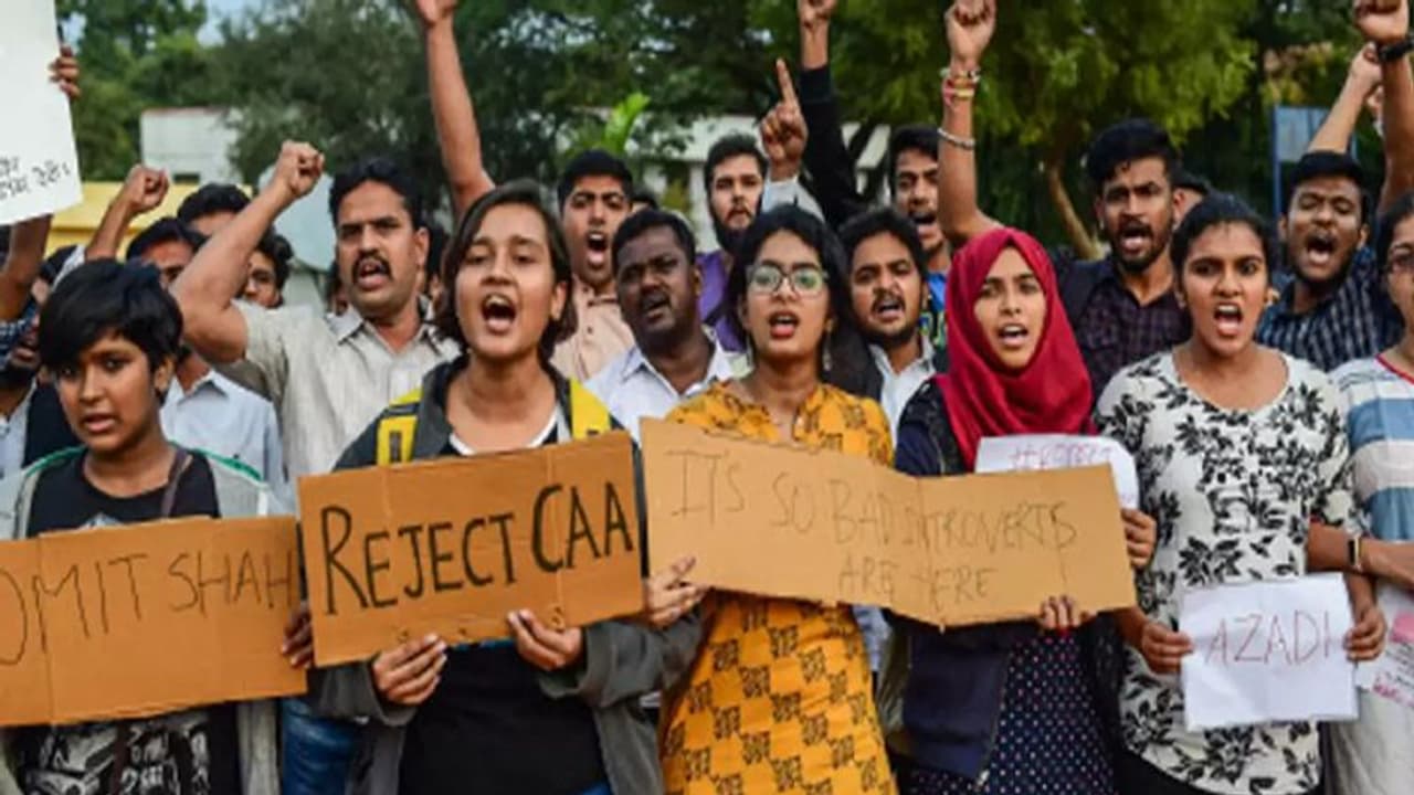 ಶಾಂತಿಯುತ ಪ್ರತಿಭಟನೆ ದೇಶದ್ರೋಹ ಅಲ್ಲ: ಕೋರ್ಟ್