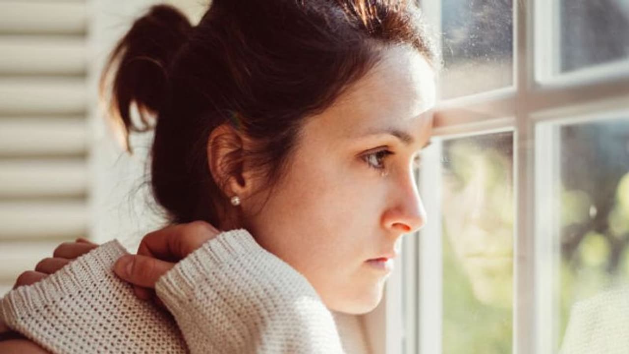 പ്രിയപ്പെട്ടയാള് കൂടെയില്ലെങ്കില് എപ്പോഴും 'ടെന്ഷന്' ആണോ? എങ്കില് നിങ്ങളറിയുക! പ്രിയപ്പെട്ടയാള് കൂടെയില്ലെങ്കില് എപ്പോഴും 'ടെന്ഷന്' ആണോ? എങ്കില് നിങ്ങളറിയുക!