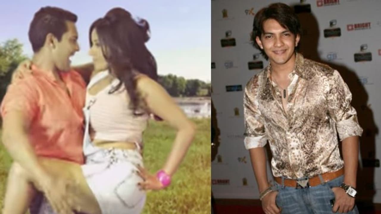 বিয়ের আগেই ভাইরাল আদিত্য ঝুমা বৌদির চুম্বনের ভিডিও, কী প্রতিক্রিয়া নেহার বিয়ের আগেই ভাইরাল আদিত্য ঝুমা বৌদির চুম্বনের ভিডিও, কী প্রতিক্রিয়া নেহার