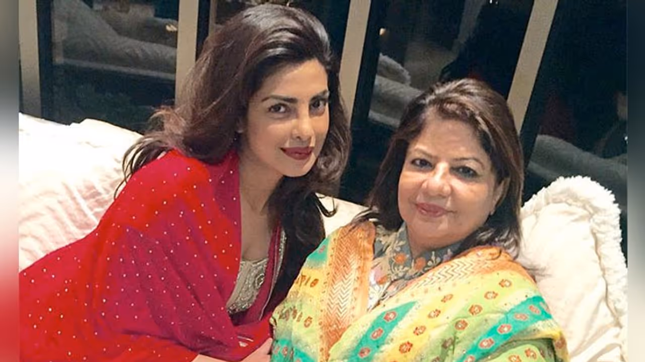 গ্র্যামির লুকে বিতর্কে প্রিয়ঙ্ক, নিরবতা ভাঙলেন অভিনেত্রীর মা গ্র্যামির লুকে বিতর্কে প্রিয়ঙ্ক, নিরবতা ভাঙলেন অভিনেত্রীর মা