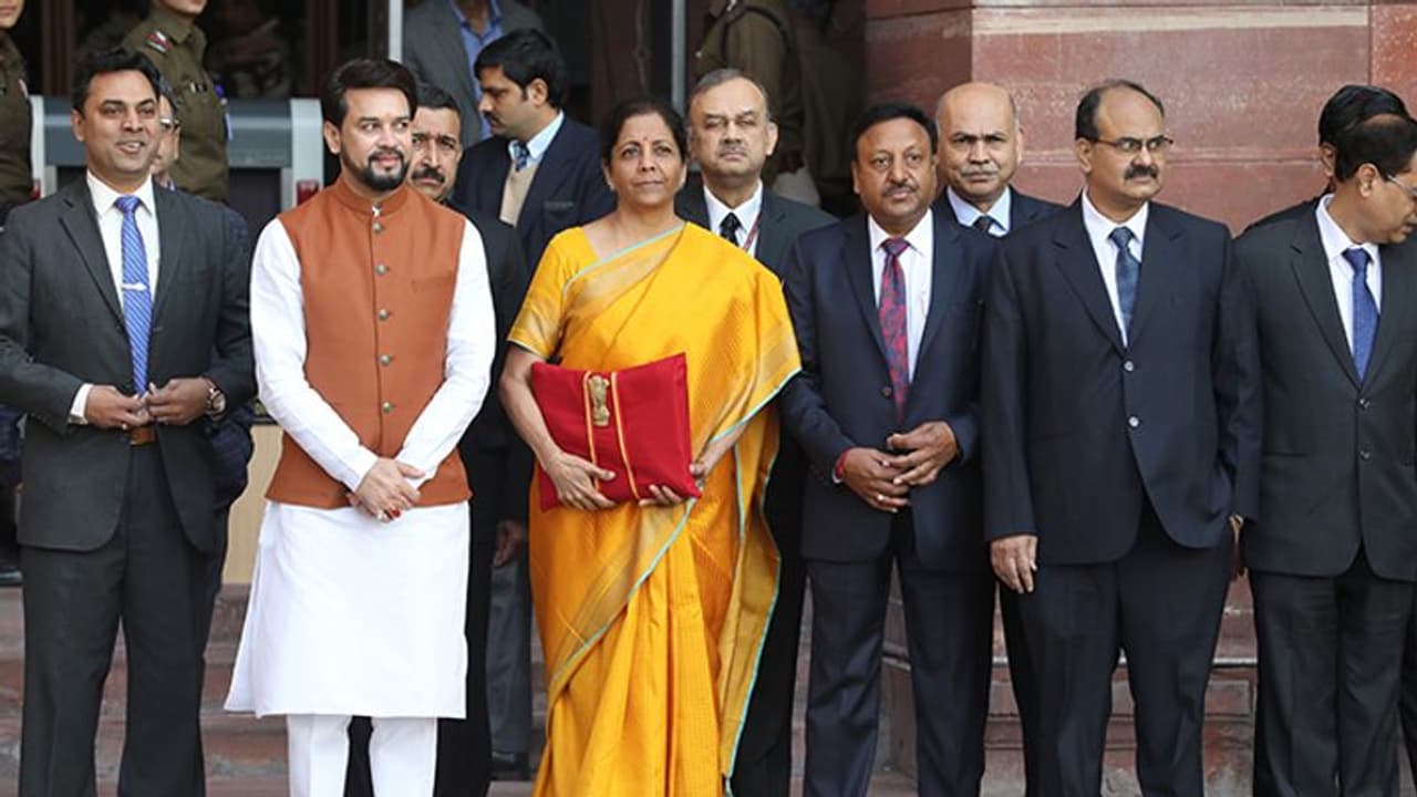 निर्मला सीतारमण ने दी जानकारी, PM मोदी के राज में आया 284 अरब डॉलर का प्रत्यक्ष विदेशी निवेश निर्मला सीतारमण ने दी जानकारी, PM मोदी के राज में आया 284 अरब डॉलर का प्रत्यक्ष विदेशी निवेश