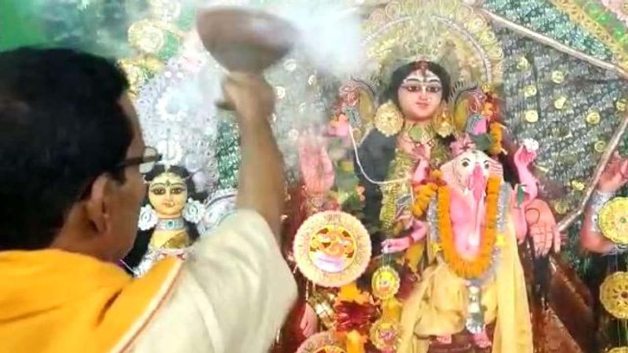 মাতৃপক্ষে কেন ষষ্ঠীতেই দেবীর বোধন হয়, জেনে নিন এর বিশেষ তাৎপর্য