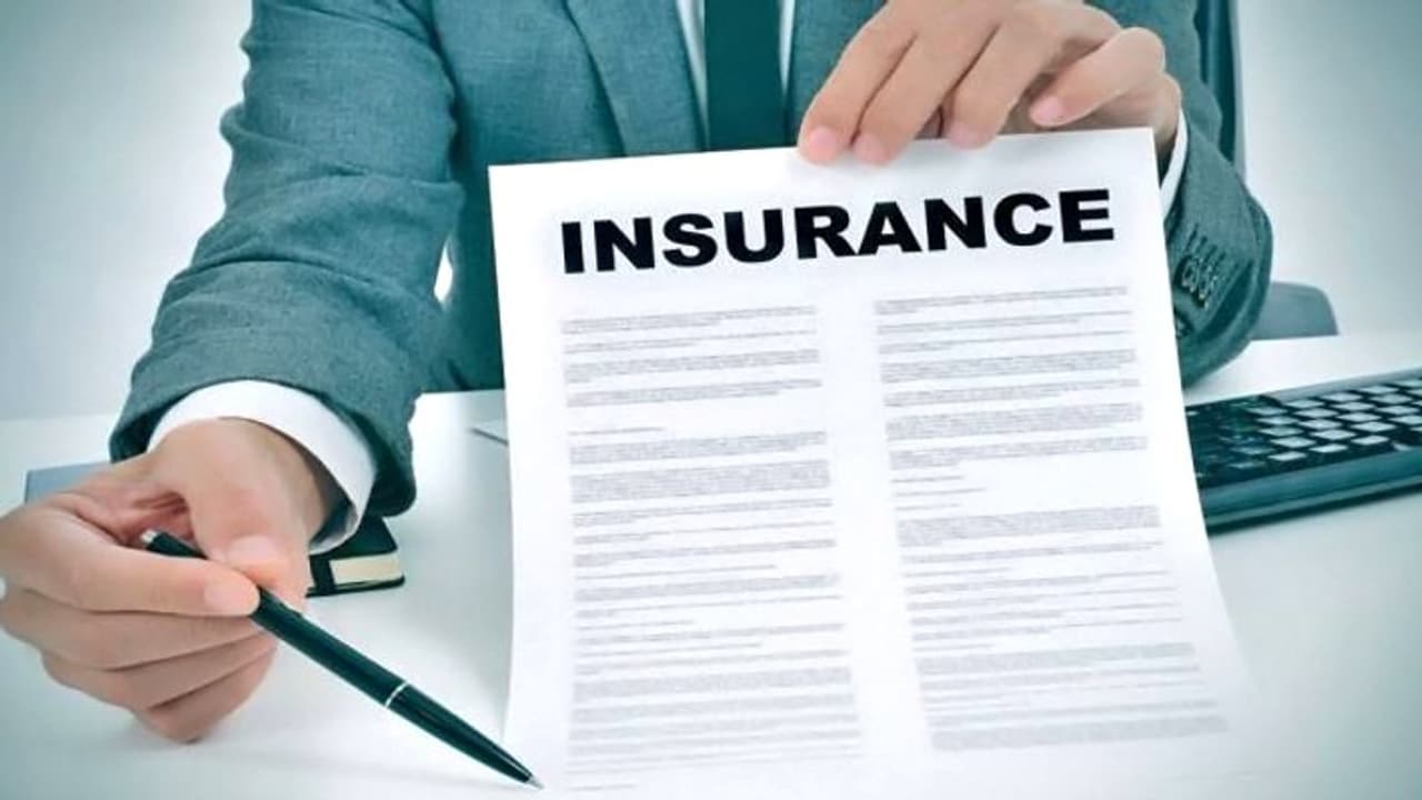 LockDown के 7 दिन बाद तक भर सकेंगे इंश्योरेंस प्रीमियम, नहीं लगेगी पेनाल्टी LockDown के 7 दिन बाद तक भर सकेंगे इंश्योरेंस प्रीमियम, नहीं लगेगी पेनाल्टी