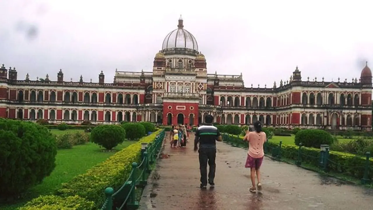 ইতিহাসের সঙ্গে প্রকৃতি মিলে গেছে কোচবিহারে