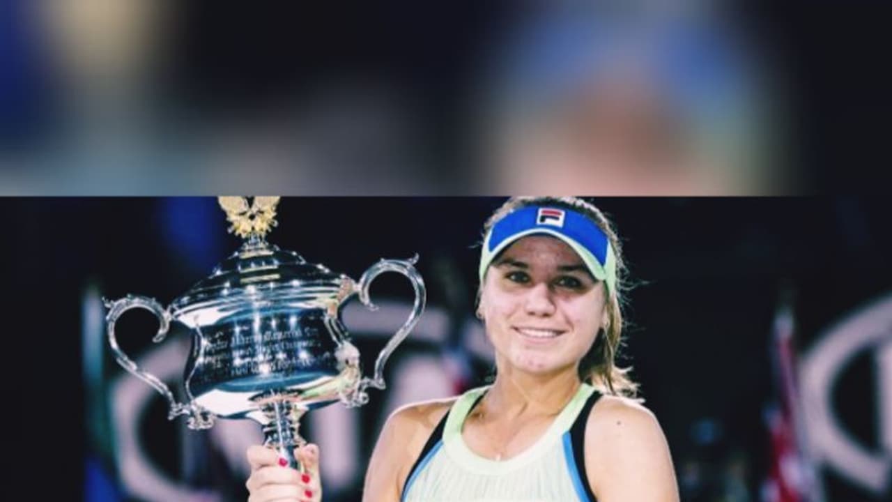 অস্ট্রেলিয়ান ওপেন জিতলেন সোফিয়া, টপকালেন সেরেনাকে অস্ট্রেলিয়ান ওপেন জিতলেন সোফিয়া, টপকালেন সেরেনাকে
