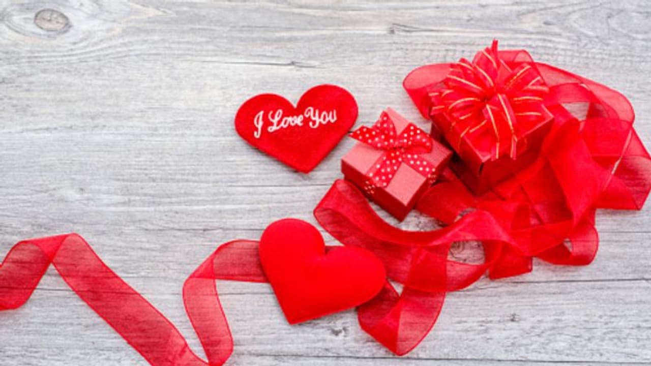 ভ্যালেন্টাইন'স ডে তে ভাগ্য খুলবে এই রাশিগুলির, রইল বিস্তারিত ভ্যালেন্টাইন'স ডে তে ভাগ্য খুলবে এই রাশিগুলির, রইল বিস্তারিত