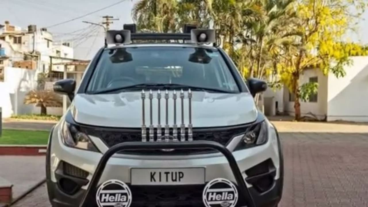 ರಾಜಕೀಯ ನಾಯಕರಿಗೆ, ಚುನಾವಣಾ ಪ್ರಚಾರಕ್ಕೆ ಮಾಡಿಫೈ ಟಾಟಾ ಹೆಕ್ಸಾ! ರಾಜಕೀಯ ನಾಯಕರಿಗೆ, ಚುನಾವಣಾ ಪ್ರಚಾರಕ್ಕೆ ಮಾಡಿಫೈ ಟಾಟಾ ಹೆಕ್ಸಾ!