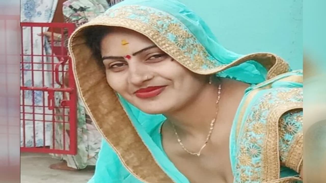 फोन कर कहा तुम्हारी बेटी की हालत ठीक नहीं देख जाओ...ससुराल पहुंचे पिता को इस हाल में मिली विवाहिता फोन कर कहा तुम्हारी बेटी की हालत ठीक नहीं देख जाओ...ससुराल पहुंचे पिता को इस हाल में मिली विवाहिता