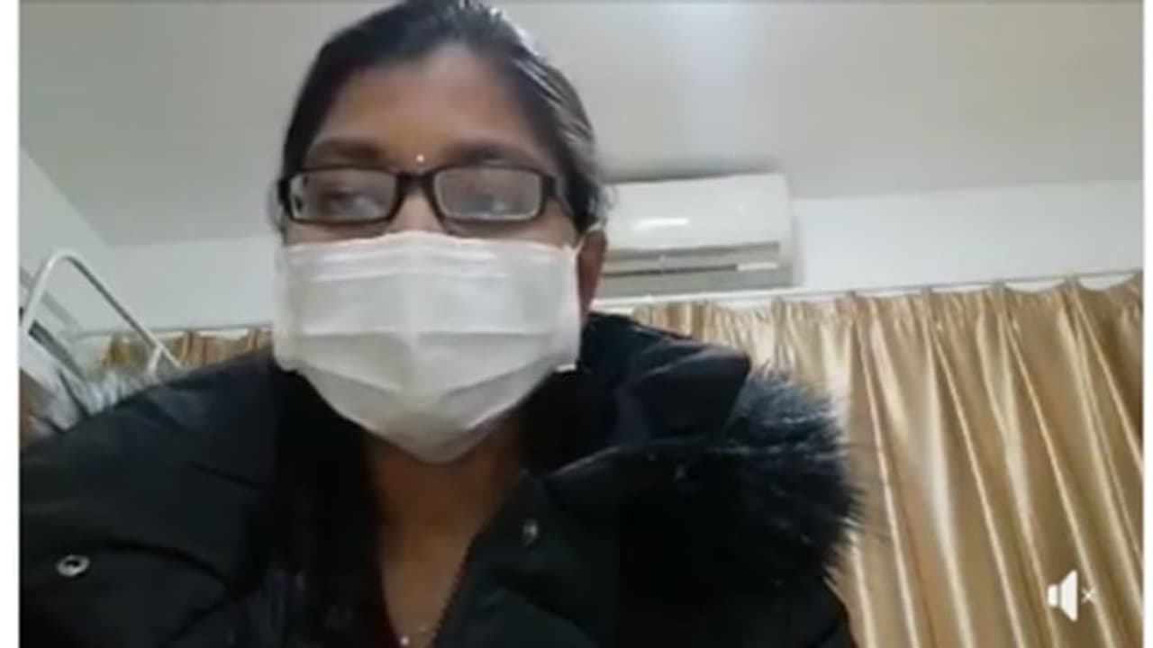 వూహాన్‌లో చిక్కుకొన్న టెక్కీ జ్యోతి: ఢిల్లీకి ఫ్యామిలీ మెంబర్స్