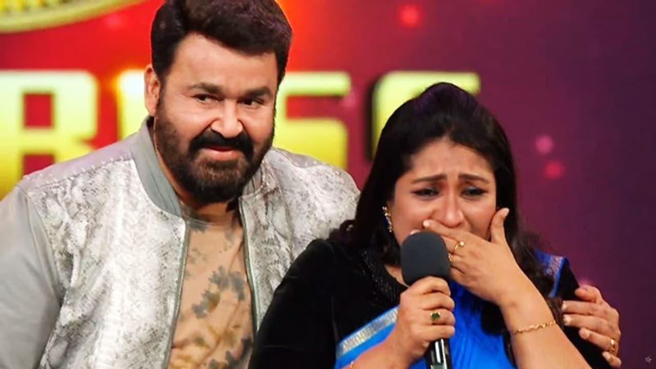 'ഇത്രയും പറ്റിയല്ലോ എന്നെക്കൊണ്ട്'; മോഹന്ലാലിന് മുന്നില് വിതുമ്പി തെസ്നി ഖാന് 'ഇത്രയും പറ്റിയല്ലോ എന്നെക്കൊണ്ട്'; മോഹന്ലാലിന് മുന്നില് വിതുമ്പി തെസ്നി ഖാന്