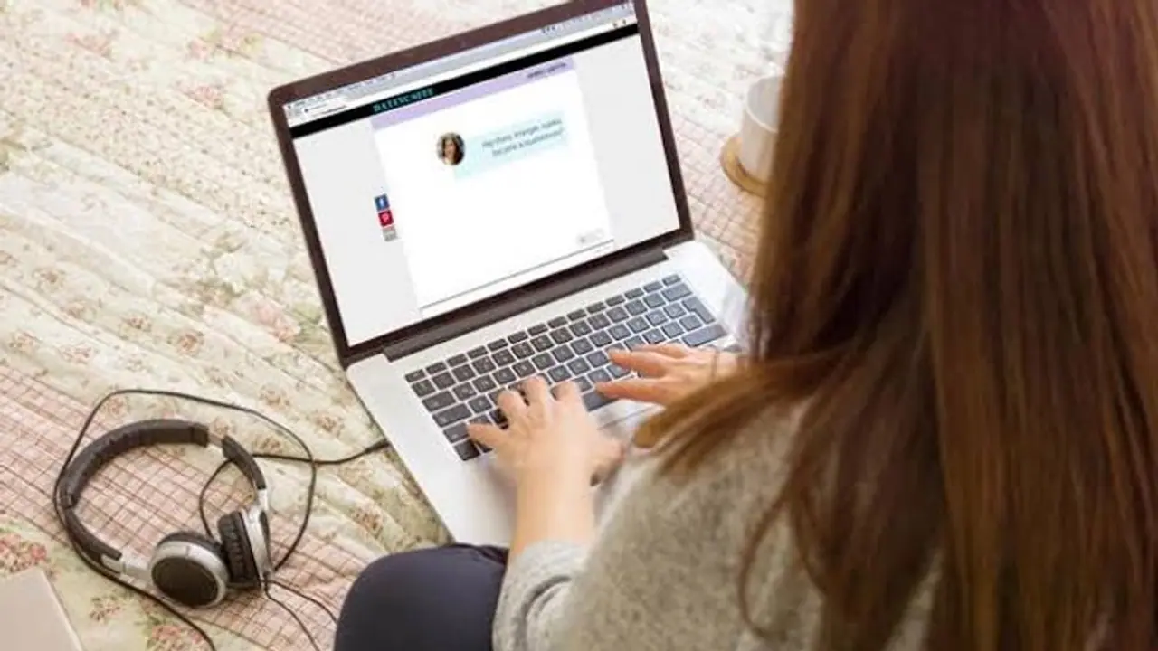 করোনার সঙ্গে পাল্লা দিয়ে বাড়ছে ভুয়ো খবরের রমরমা, ফাঁদে পড়ে হাসপাতালে ভর্তি ২টি পরিবার করোনার সঙ্গে পাল্লা দিয়ে বাড়ছে ভুয়ো খবরের রমরমা, ফাঁদে পড়ে হাসপাতালে ভর্তি ২টি পরিবার