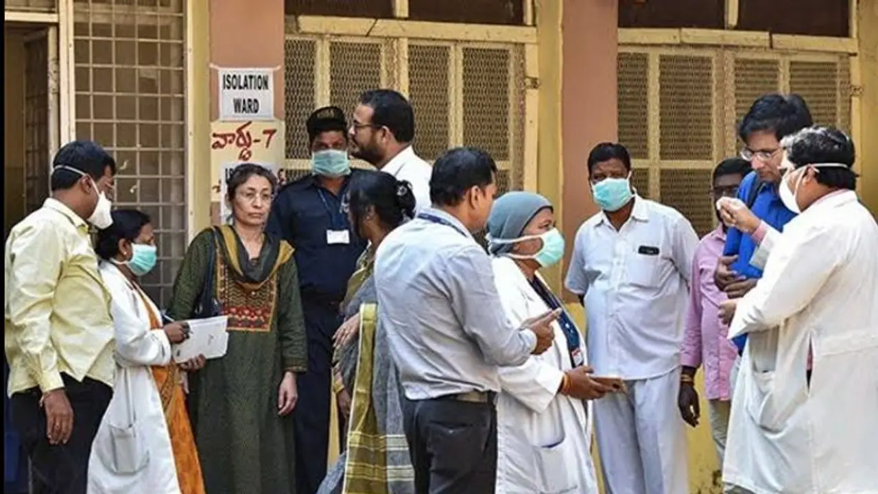 ആരോഗ്യവകുപ്പ് നിർദ്ദേശം തള്ളി; ചൈനയിൽ നിന്നെത്തിയ കോഴിക്കോട് സ്വദേശികൾ വിദേശത്തേക്ക് പോയി ആരോഗ്യവകുപ്പ് നിർദ്ദേശം തള്ളി; ചൈനയിൽ നിന്നെത്തിയ കോഴിക്കോട് സ്വദേശികൾ വിദേശത്തേക്ക് പോയി