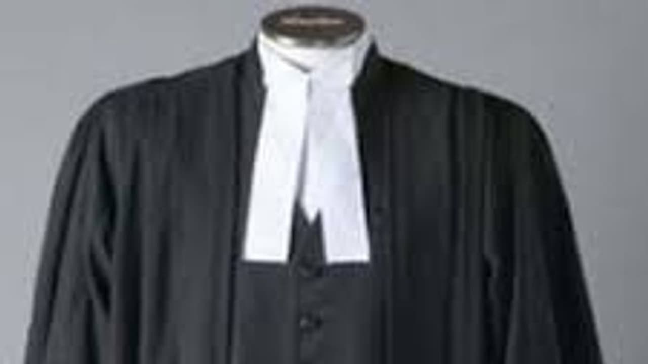 ಪಿತ್ರಾರ್ಜಿತ ಆಸ್ತಿಗಾಗಿ ವಕೀಲರಿಬ್ಬರ ಗಲಾಟೆ, ಕೊಲೆಯಲ್ಲಿ ಅಂತ್ಯ!