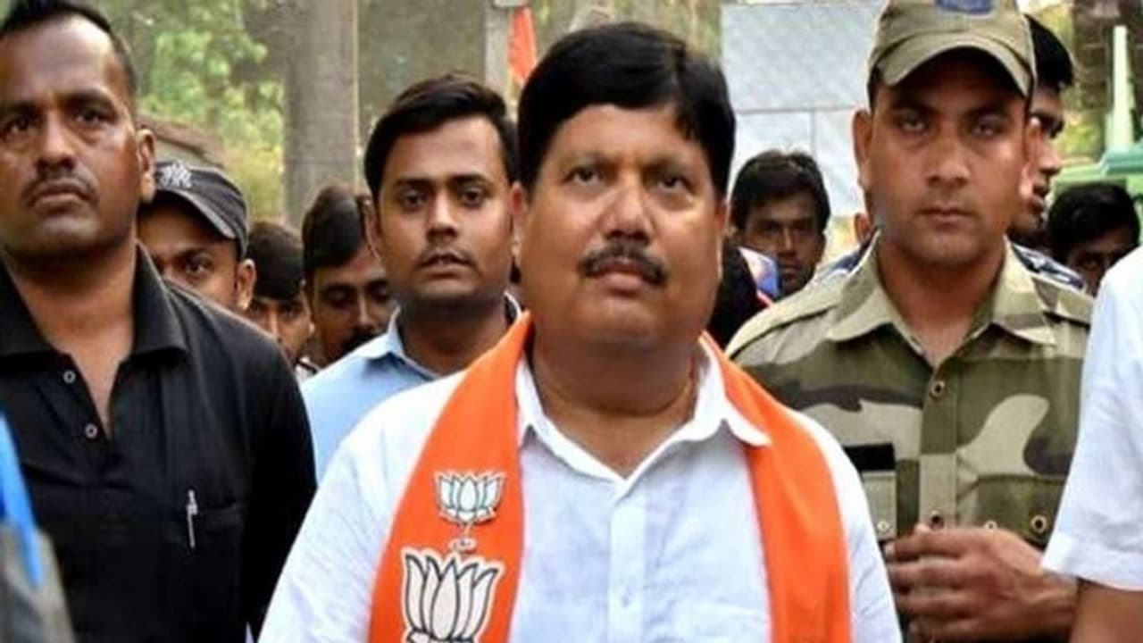 'ആശയക്കുഴപ്പം കൊണ്ടാണ് ഞങ്ങളുടെ യുവാക്കൾ വെടിവച്ചത്': ജാമിയ, ഷഹീൻ ബാഗ് വെടിവയ്പ്പുകളിൽ ബിജെപി നേതാവ് 'ആശയക്കുഴപ്പം കൊണ്ടാണ് ഞങ്ങളുടെ യുവാക്കൾ വെടിവച്ചത്': ജാമിയ, ഷഹീൻ ബാഗ് വെടിവയ്പ്പുകളിൽ ബിജെപി നേതാവ്