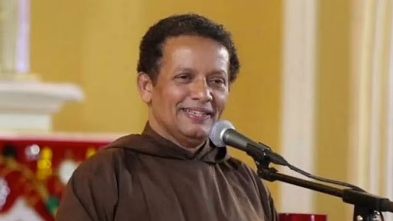 'മതസ്പർദ്ധവളര്ത്തുന്നു'; ഫാ. ജോസഫ് പുത്തന്പുരയ്ക്കലിനെതിരെ പരാതി 'മതസ്പർദ്ധവളര്ത്തുന്നു'; ഫാ. ജോസഫ് പുത്തന്പുരയ്ക്കലിനെതിരെ പരാതി