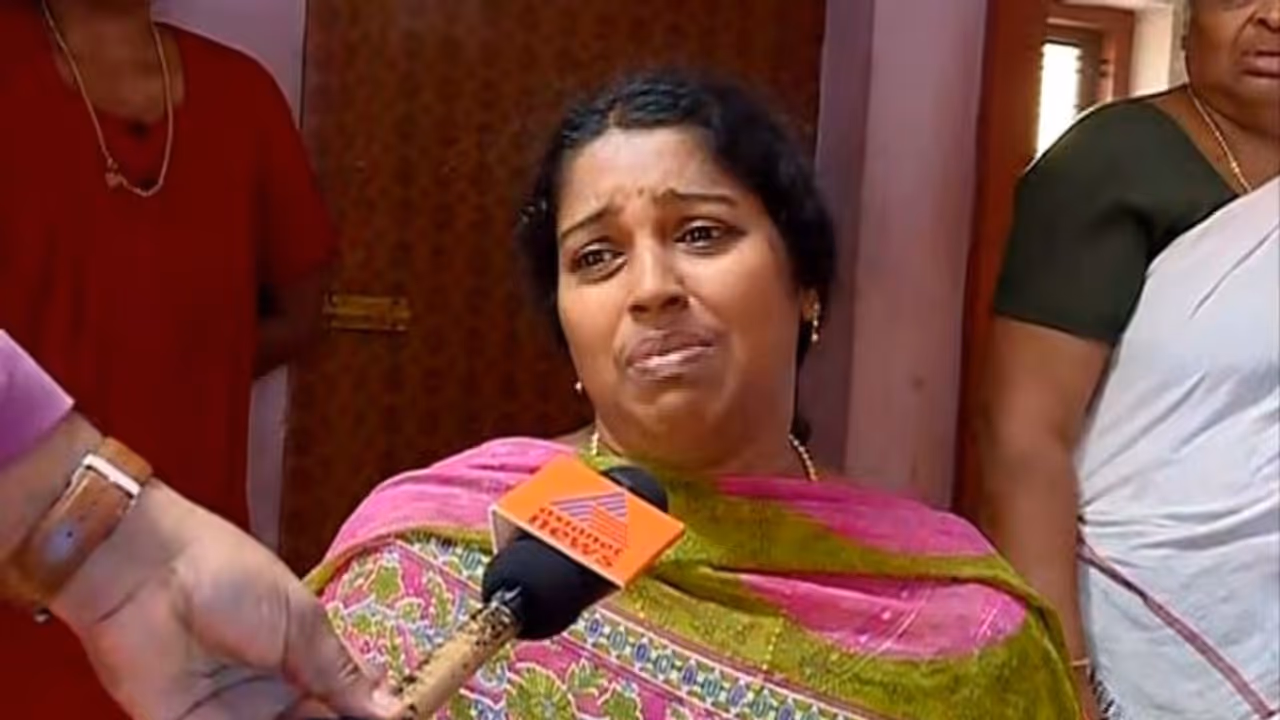 കാട്ടാക്കട കൊലപാതകം: സർക്കാർ ധനസഹായം ലഭ്യമാക്കണമെന്ന് കുടുംബം കാട്ടാക്കട കൊലപാതകം: സർക്കാർ ധനസഹായം ലഭ്യമാക്കണമെന്ന് കുടുംബം