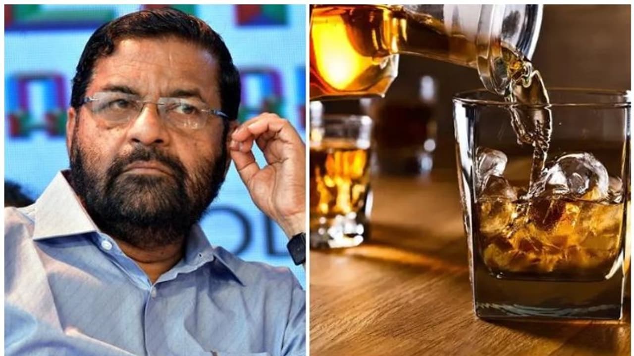 ബാറ് തുറക്കുന്നതും വിനോദസഞ്ചാരവുമായി ബന്ധമുണ്ടോ? മന്ത്രി കടകംപള്ളി സുരേന്ദ്രന്റെ മറുപടി ബാറ് തുറക്കുന്നതും വിനോദസഞ്ചാരവുമായി ബന്ധമുണ്ടോ? മന്ത്രി കടകംപള്ളി സുരേന്ദ്രന്റെ മറുപടി