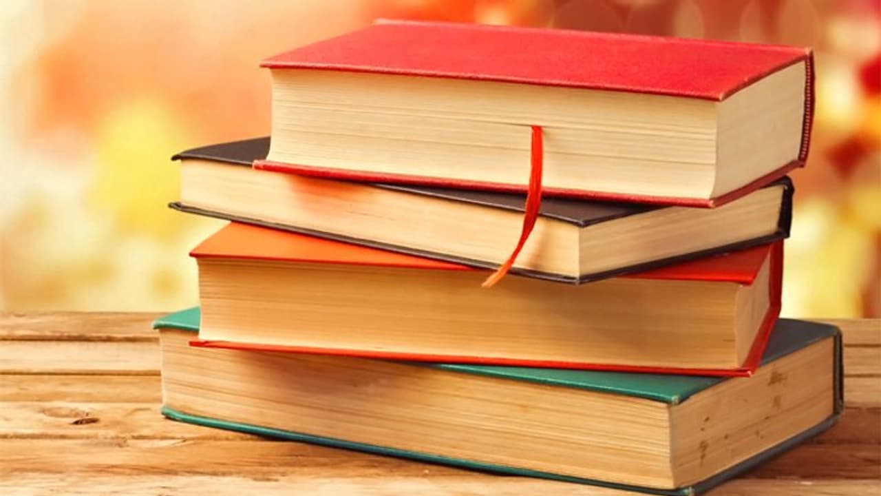 കൊവിഡ് 19: ലോക്ക് ഡൗണിൽ ബോറടിക്കേണ്ട, ഓൺലൈനായി ബുക്ക് വായിക്കാൻ ക്ഷണിച്ച് എൻബിടി കൊവിഡ് 19: ലോക്ക് ഡൗണിൽ ബോറടിക്കേണ്ട, ഓൺലൈനായി ബുക്ക് വായിക്കാൻ ക്ഷണിച്ച് എൻബിടി