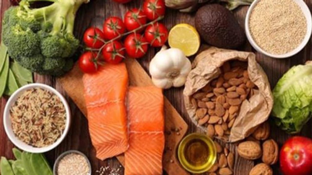 രാവിലെ വെറും വയറ്റിൽ കഴിക്കാൻ പാടില്ലാത്ത 4 ഭക്ഷണങ്ങൾ രാവിലെ വെറും വയറ്റിൽ കഴിക്കാൻ പാടില്ലാത്ത 4 ഭക്ഷണങ്ങൾ