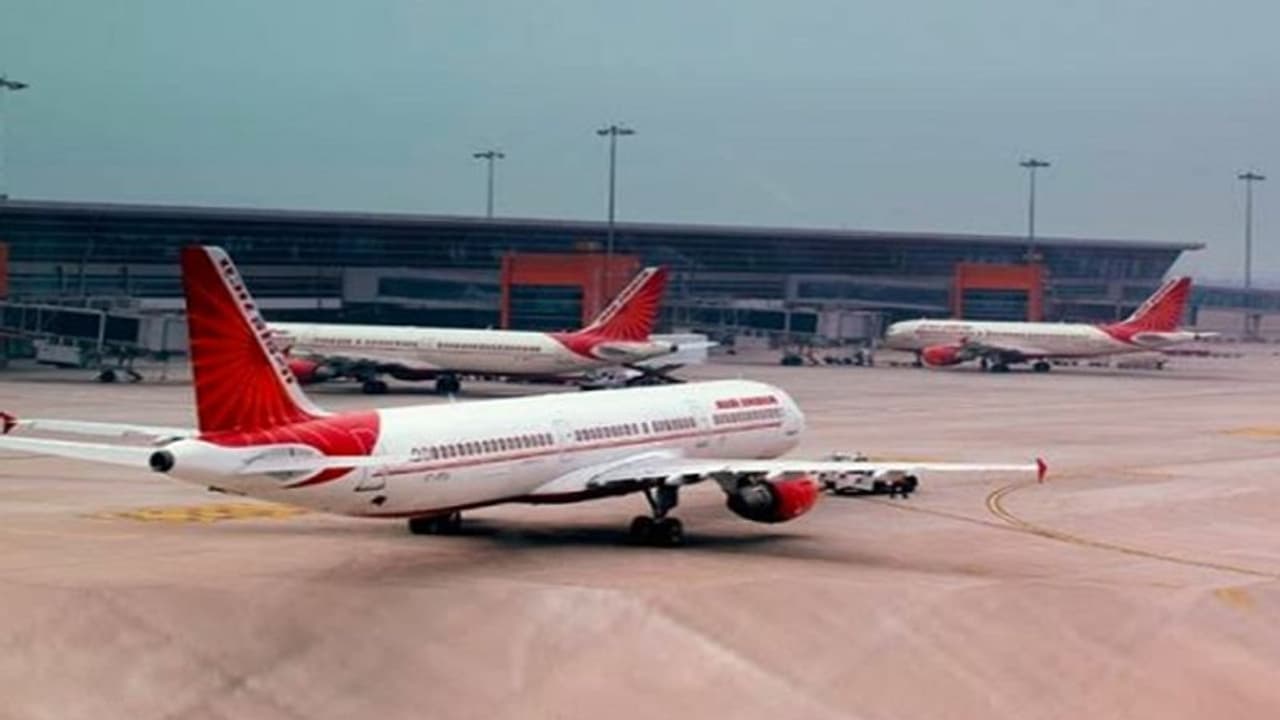 एयरपोर्ट अथॉरिटी ऑफ इंडिया में निकली कन्सल्टेंट की वैकेंसी, जानें डिटेल्स एयरपोर्ट अथॉरिटी ऑफ इंडिया में निकली कन्सल्टेंट की वैकेंसी, जानें डिटेल्स