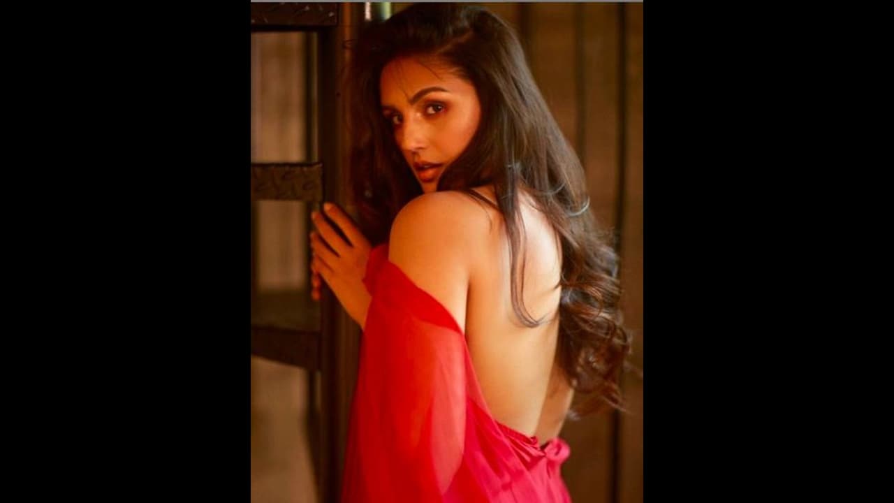 சூப்பர் ஸ்டார் பட நடிகையையே தூக்கி அடித்த கரண்ட் பில்.... கன்னா, பின்னாவென ஏறிய அமெண்ட் எவ்வளவு தெரியுமா? சூப்பர் ஸ்டார் பட நடிகையையே தூக்கி அடித்த கரண்ட் பில்.... கன்னா, பின்னாவென ஏறிய அமெண்ட் எவ்வளவு தெரியுமா?