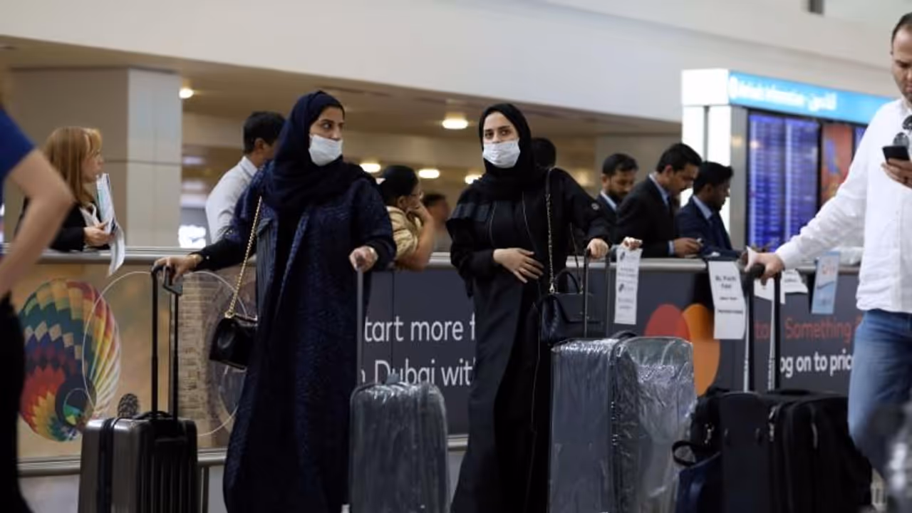 Coronavirus: 11,093 passengers screened at Mumbai Airport till February 3 Coronavirus: 11,093 passengers screened at Mumbai Airport till February 3