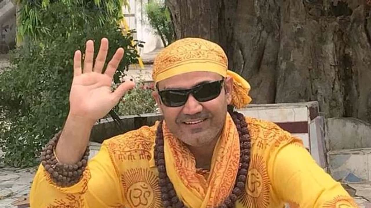 భజరంగబలి... కరోనా నడ్డి విరగ్గొట్టాలి: వీరేంద్ర సెహ్వాగ్, వీడియో వైరల్