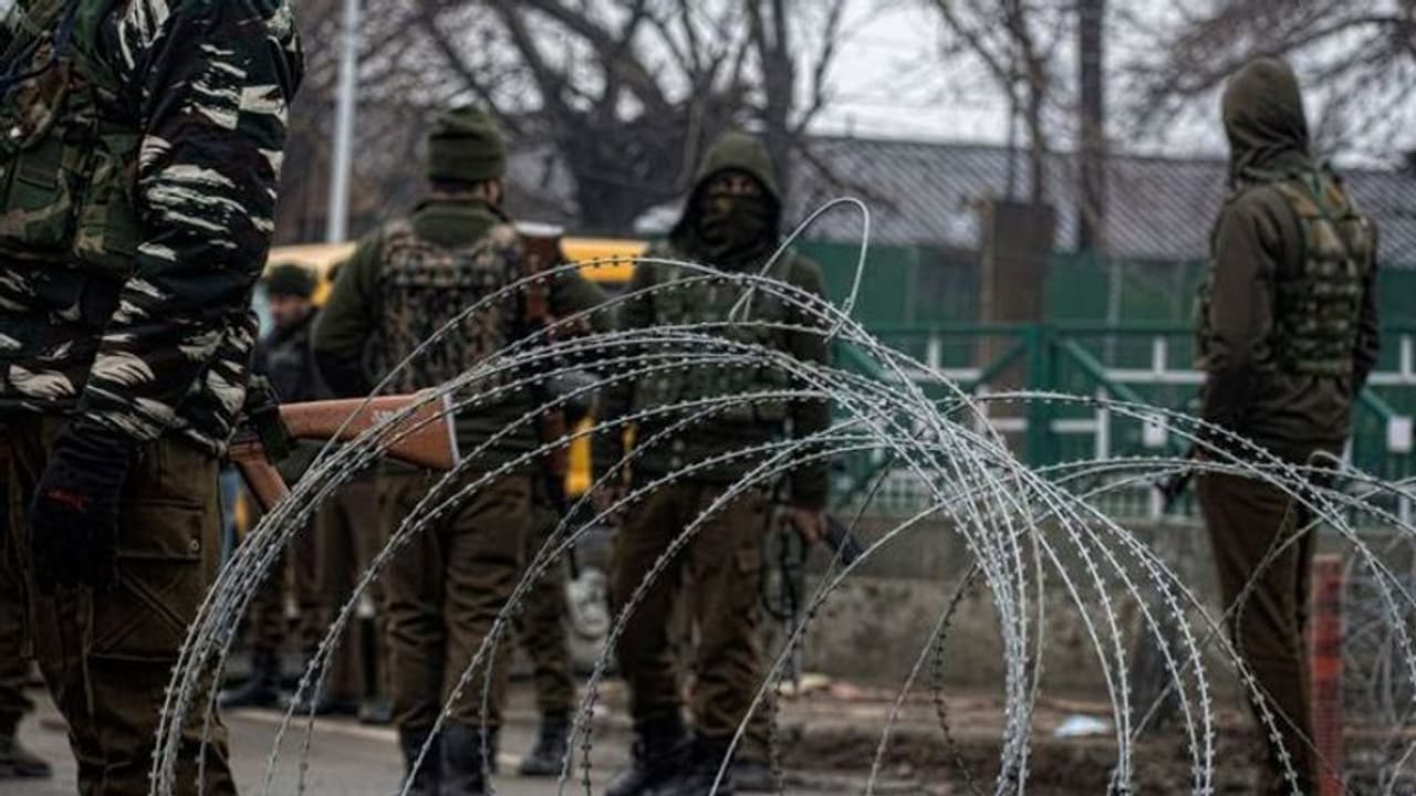 Two terrorists killed, one apprehended in Srinagar check post attack