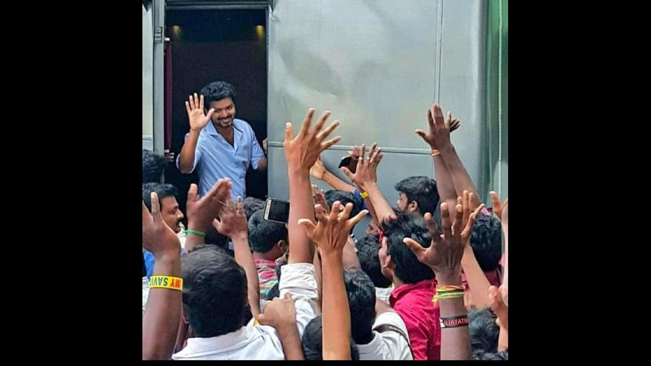 Income Tax officials reach Tamil superstar Thalapathy Vijay's house in Chennai Income Tax officials reach Tamil superstar Thalapathy Vijay's house in Chennai