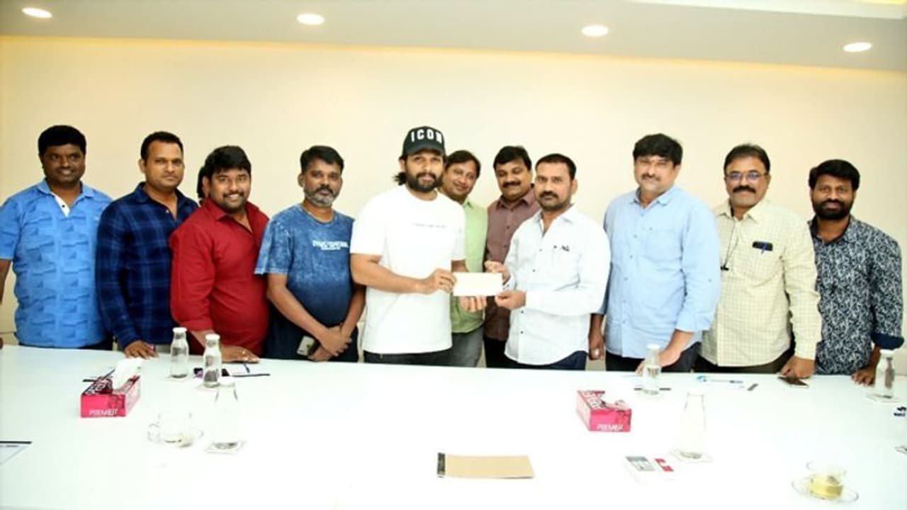 అల్లు అర్జున్ రూ.10 లక్షల విరాళం.. వారికోసమే.. అల్లు అర్జున్ రూ.10 లక్షల విరాళం.. వారికోసమే..