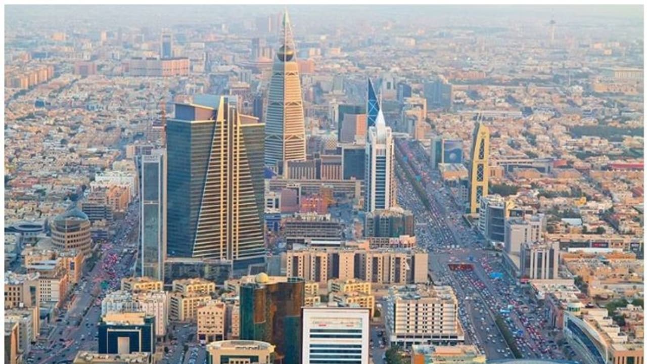 സൗദിയില് നാട്ടിലേക്ക് മടങ്ങേണ്ട ഇന്ത്യക്കാരുടെ രജിസ്ട്രേഷൻ ആരംഭിച്ചു സൗദിയില് നാട്ടിലേക്ക് മടങ്ങേണ്ട ഇന്ത്യക്കാരുടെ രജിസ്ട്രേഷൻ ആരംഭിച്ചു