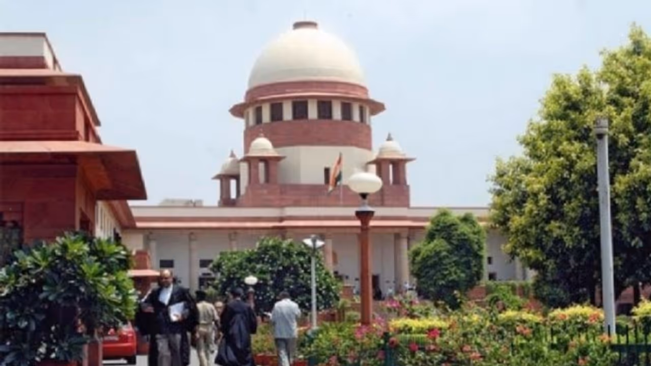 Sabarimala: Can questions of law be referred to larger bench? – Supreme Court order on Monday