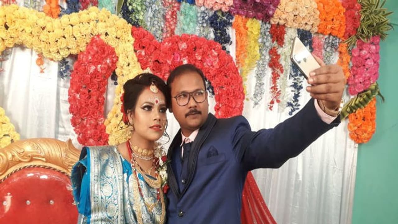 বিজেপিকর্মীর বউভাতে নাগরিকত্বের ছোঁয়া, স্বাগত জানিয়ে ছাপালেন মেনুকার্ড