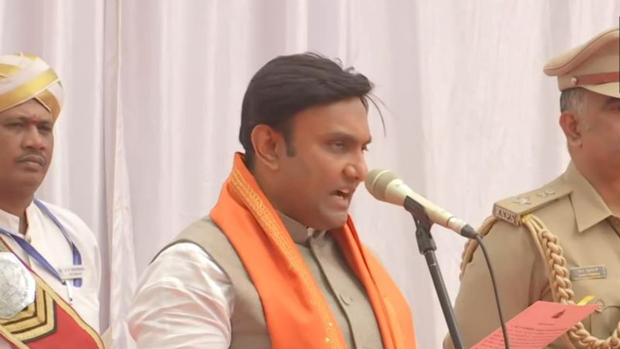 32 ವರ್ಷ ನಂತ್ರ ಚಿಕ್ಕಬಳ್ಳಾಪುರಕ್ಕೆ ಒಲಿದ ಸಚಿವ ಸ್ಥಾನ 32 ವರ್ಷ ನಂತ್ರ ಚಿಕ್ಕಬಳ್ಳಾಪುರಕ್ಕೆ ಒಲಿದ ಸಚಿವ ಸ್ಥಾನ