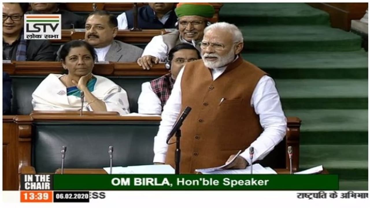 പൗരത്വ നിയമം: എതിര്ക്കുന്ന ചിലര് സംസാരിക്കുന്നത് പാകിസ്ഥാന്റെ ഭാഷയിലെന്ന് നരേന്ദ്രമോദി പൗരത്വ നിയമം: എതിര്ക്കുന്ന ചിലര് സംസാരിക്കുന്നത് പാകിസ്ഥാന്റെ ഭാഷയിലെന്ന് നരേന്ദ്രമോദി