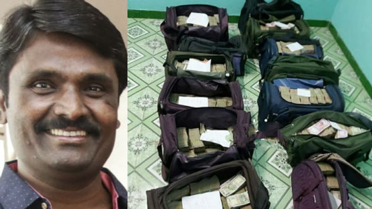 சிக்கியது முக்கிய ஆவணம்... பிகில் பட பைனான்சியர் அன்புச்செழியனுக்கு அடுத்த ஆப்பு...! சிக்கியது முக்கிய ஆவணம்... பிகில் பட பைனான்சியர் அன்புச்செழியனுக்கு அடுத்த ஆப்பு...!