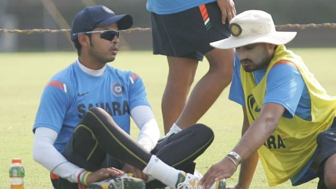 ശ്രീശാന്ത് ഗംഭീര് തര്ക്കത്തില് ഒടുവില് പ്രതികരിച്ച് ഹര്ഭജന് സിങ്, വലിയ നഗരങ്ങളില് ഇതൊക്കെ സാധാരണം ശ്രീശാന്ത് ഗംഭീര് തര്ക്കത്തില് ഒടുവില് പ്രതികരിച്ച് ഹര്ഭജന് സിങ്, വലിയ നഗരങ്ങളില് ഇതൊക്കെ സാധാരണം