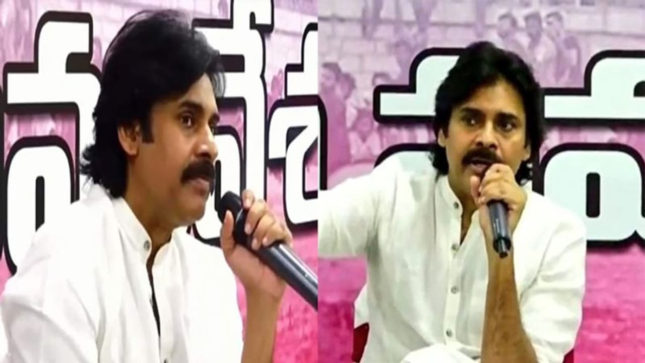 PSPK27: ఫ్యాన్స్ కి పిచ్చెక్కిస్తున్న పవన్ లేటెస్ట్ లుక్, చేతిపై టాటూ PSPK27: ఫ్యాన్స్ కి పిచ్చెక్కిస్తున్న పవన్ లేటెస్ట్ లుక్, చేతిపై టాటూ