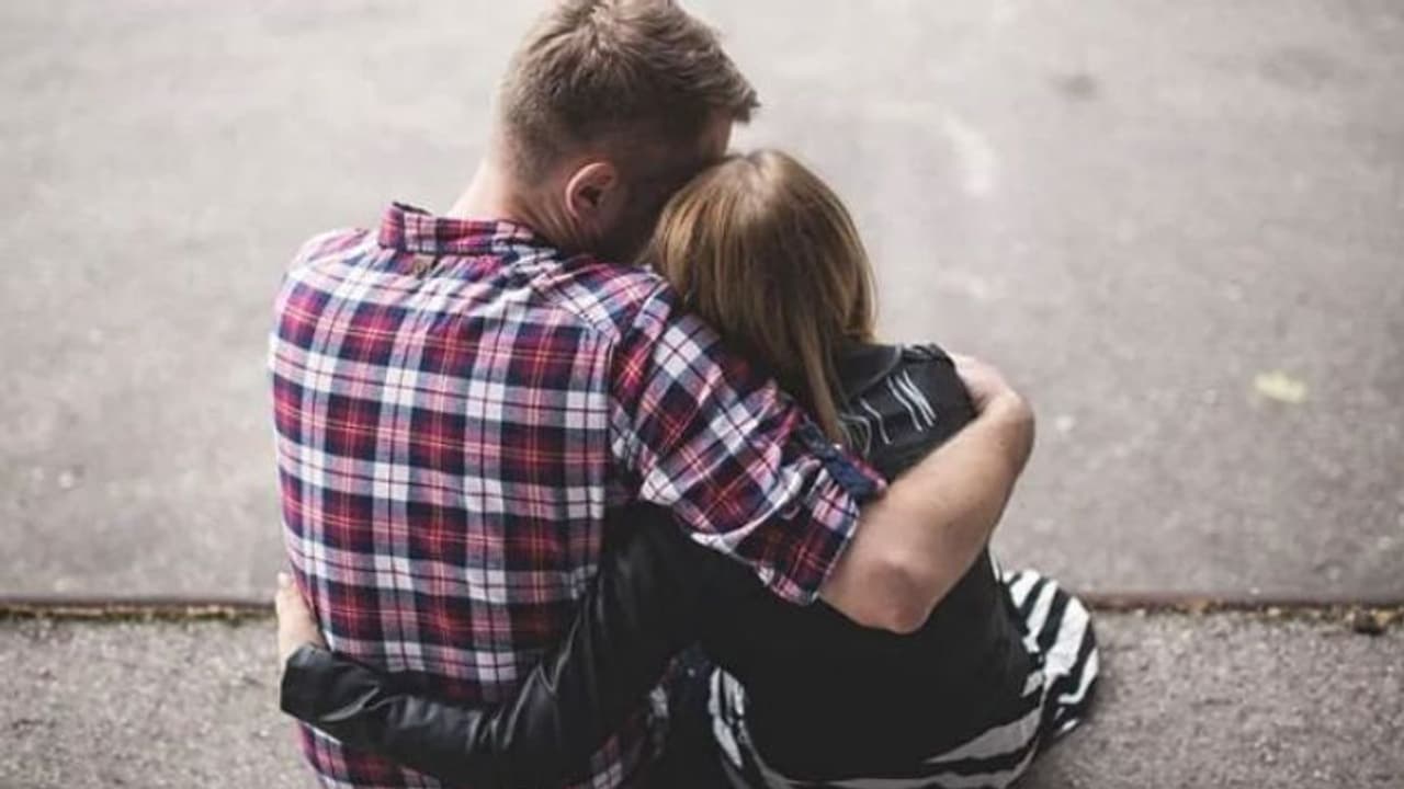 'കൊറോണ' പടരുന്നതിനിടെ വധു ചൈന സന്ദര്ശിച്ചു; വിവാഹദിനത്തില് വരന് ചെയ്തത്... 'കൊറോണ' പടരുന്നതിനിടെ വധു ചൈന സന്ദര്ശിച്ചു; വിവാഹദിനത്തില് വരന് ചെയ്തത്...