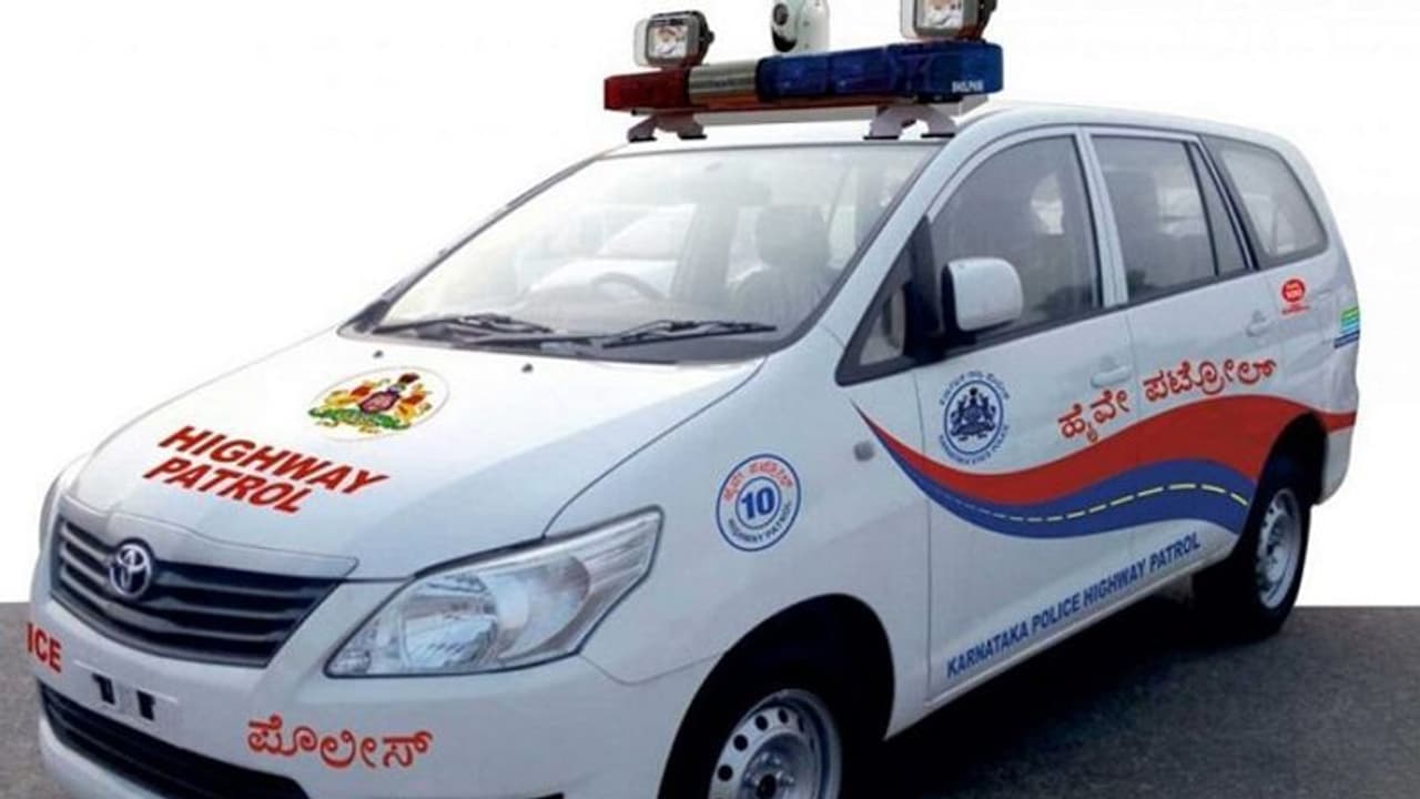 ಹೆಸರಿಗಷ್ಟೇ ಠಾಣೆ; ಗಸ್ತು ವಾಹನವೂ ಇಲ್ಲ, ಸಿಬ್ಬಂದಿಯೂ ಇಲ್ಲ..! ಹೆಸರಿಗಷ್ಟೇ ಠಾಣೆ; ಗಸ್ತು ವಾಹನವೂ ಇಲ್ಲ, ಸಿಬ್ಬಂದಿಯೂ ಇಲ್ಲ..!