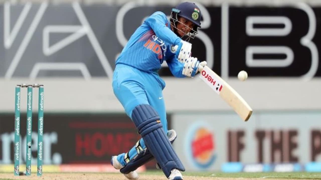 NZW vs INDW : മന്ഥാന, ഹര്മന്പ്രീത്, മിതാലി ബാറ്റിംഗ് ഷോ; ഇന്ത്യന് വനിതകള്ക്ക് കാത്തിരുന്ന ജയം NZW vs INDW : മന്ഥാന, ഹര്മന്പ്രീത്, മിതാലി ബാറ്റിംഗ് ഷോ; ഇന്ത്യന് വനിതകള്ക്ക് കാത്തിരുന്ന ജയം