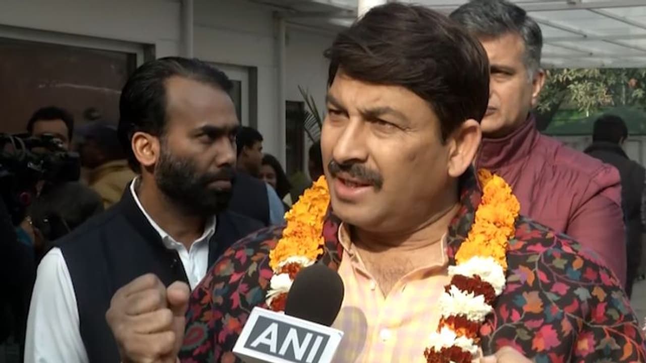 ആറാമിന്ദ്രിയത്തിലൂടെ എനിക്കത് കാണാം; പ്രവചനവുമായി ബിജെപി ദില്ലി അധ്യക്ഷന്‍