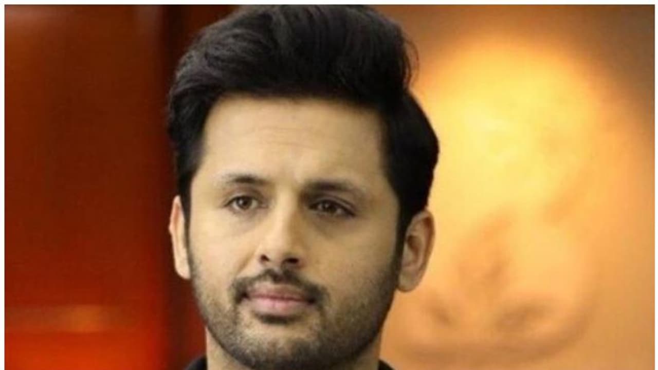 மிரட்டும் கொரோனா... தடபுடலாக நடக்கவிருந்த திருமணத்திற்கு தடை போட்ட பிரபல நடிகர்...!