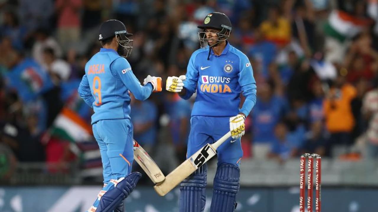 వీడియో చూసి బాధపడ్డా: కోహ్లీ తొందరపడవద్దని చెప్తున్నా... వీడియో చూసి బాధపడ్డా: కోహ్లీ తొందరపడవద్దని చెప్తున్నా...