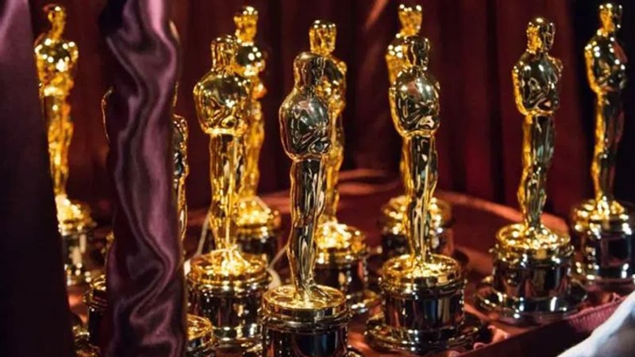 24 कैरेट गोल्ड पेन, 12 दिन का क्रूज ट्रिप, ऑस्कर नॉमिनीज को मिलेगा करोड़ों का गिफ्ट 24 कैरेट गोल्ड पेन, 12 दिन का क्रूज ट्रिप, ऑस्कर नॉमिनीज को मिलेगा करोड़ों का गिफ्ट