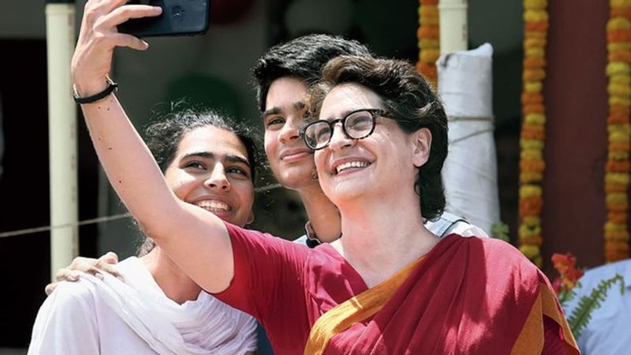 দিল্লির পাঠ চুকিয়ে লখনউতে পাড়ি জমাতে চলেছেন প্রিয়াঙ্কা, থাকবেন ইন্দিরার কাকিমার বাড়িতে