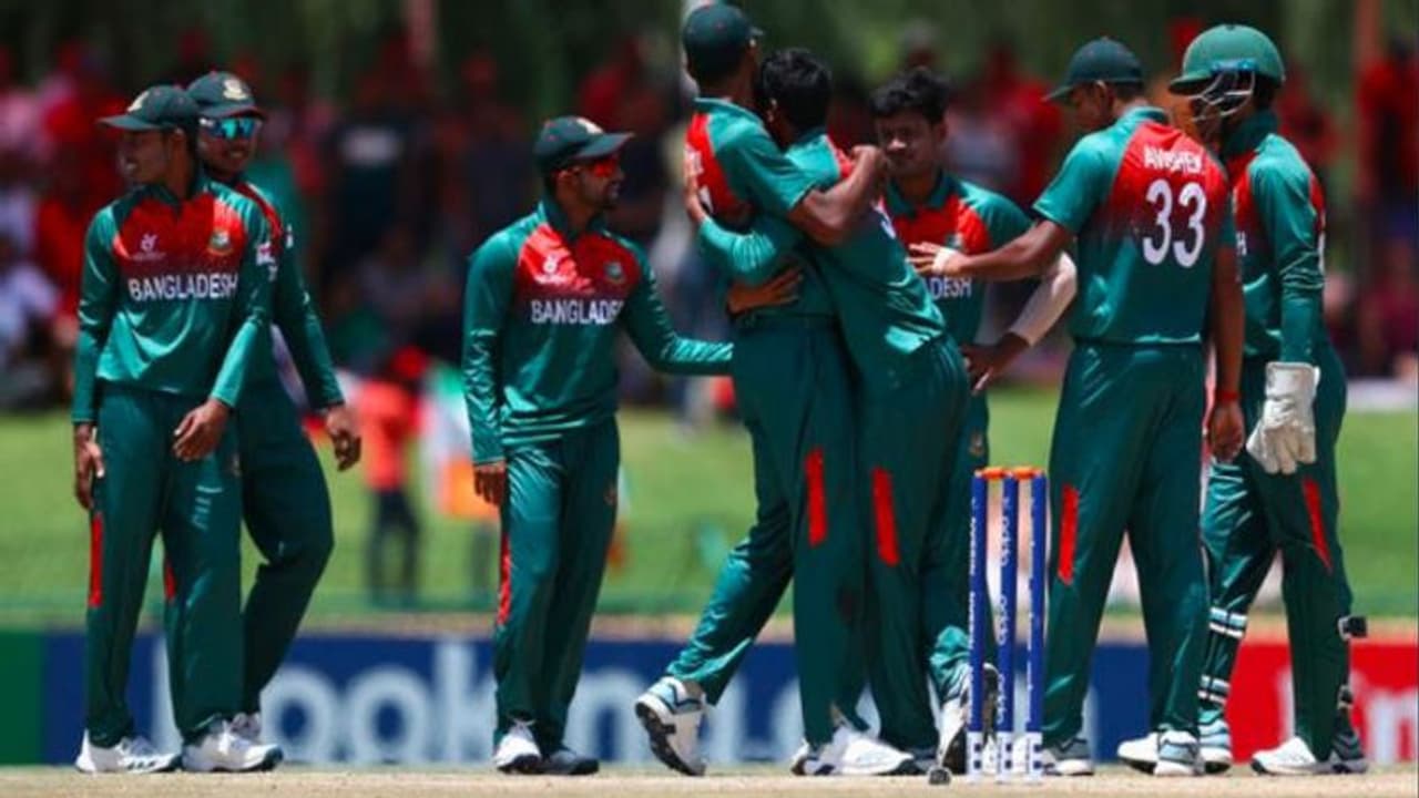 ভারতকে হারিয়ে বিশ্ব চ্যাম্পিয়ন, ইতিহাস সৃষ্টি করল বাংলাদেশের ছোটরা ভারতকে হারিয়ে বিশ্ব চ্যাম্পিয়ন, ইতিহাস সৃষ্টি করল বাংলাদেশের ছোটরা